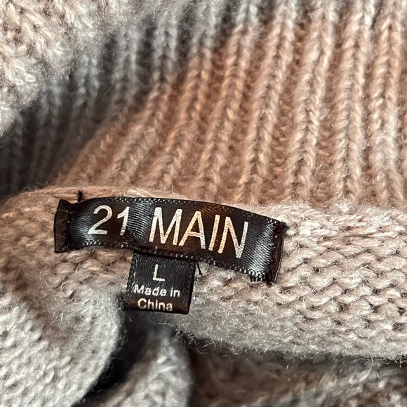 Women’s 21 Main chunky cable knit sweater with fringe, size large - Picture 5 of 7